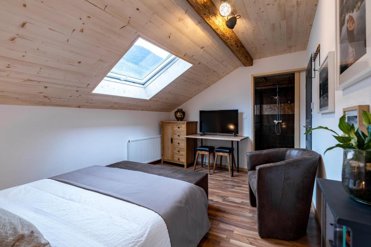 B&B Restaurant Le Pernollet Evionnaz 外观 照片