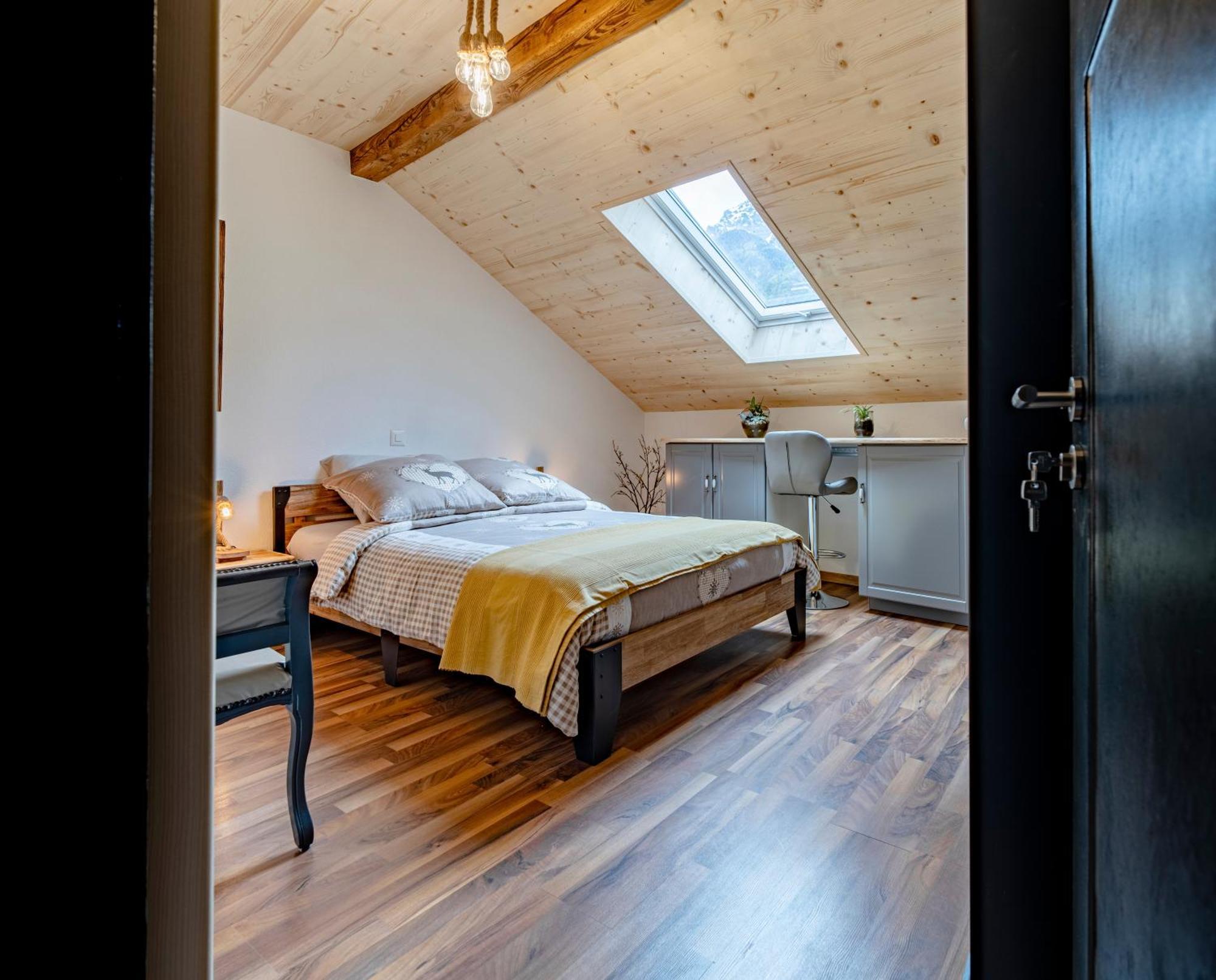 B&B Restaurant Le Pernollet Evionnaz 外观 照片