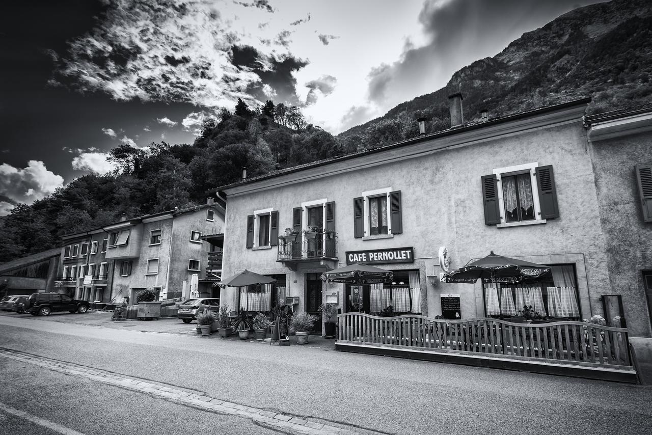 B&B Restaurant Le Pernollet Evionnaz 外观 照片
