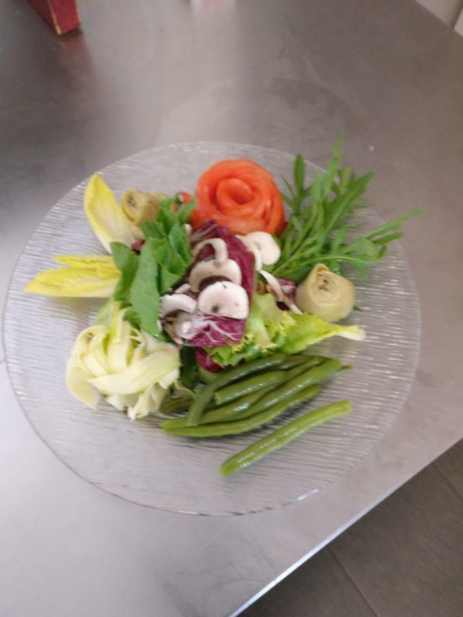 B&B Restaurant Le Pernollet Evionnaz 外观 照片